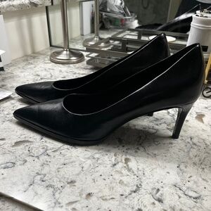 TORY BURCH BLACK PUMPS SIZE 10